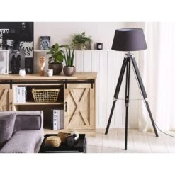 Beliani Staande Lamp MADEIRA - Zwart Dennenhout -Leen Bakker 0dbfd493e47a40168ec2852757122302