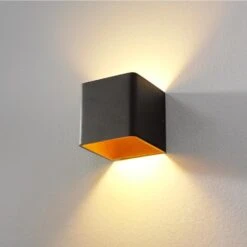 Artdelight Wandlamp Fulda - 1 Lichts - 10 X10 Cm - Zwart - Goud -Leen Bakker 1000021323 0102
