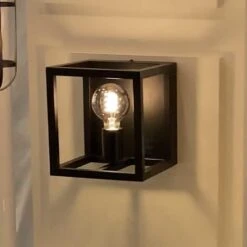 Highlight Wandlamp Fragola - 1 Lichts - 23 X22 Cm - Zwart -Leen Bakker 1000023350 0102