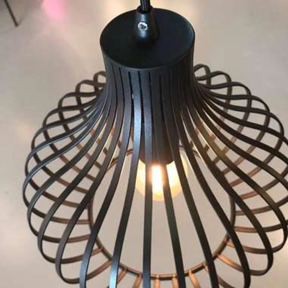 Freelight Hanglamp Aglio - 28 Cm - Zwart 3 Freelight Hanglamp Aglio - 28 Cm - Zwart - Afbeelding 3