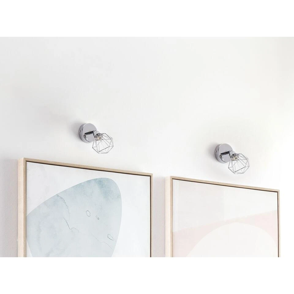 Beliani Muurlamp ERMA - Zilver Metaal 4 Beliani Muurlamp ERMA - Zilver Metaal - Afbeelding 4