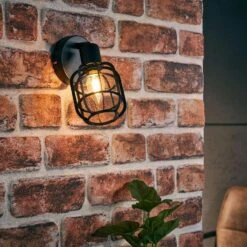 Brilliant Wandlamp Spacid - Zwart -Leen Bakker 81029093 0500